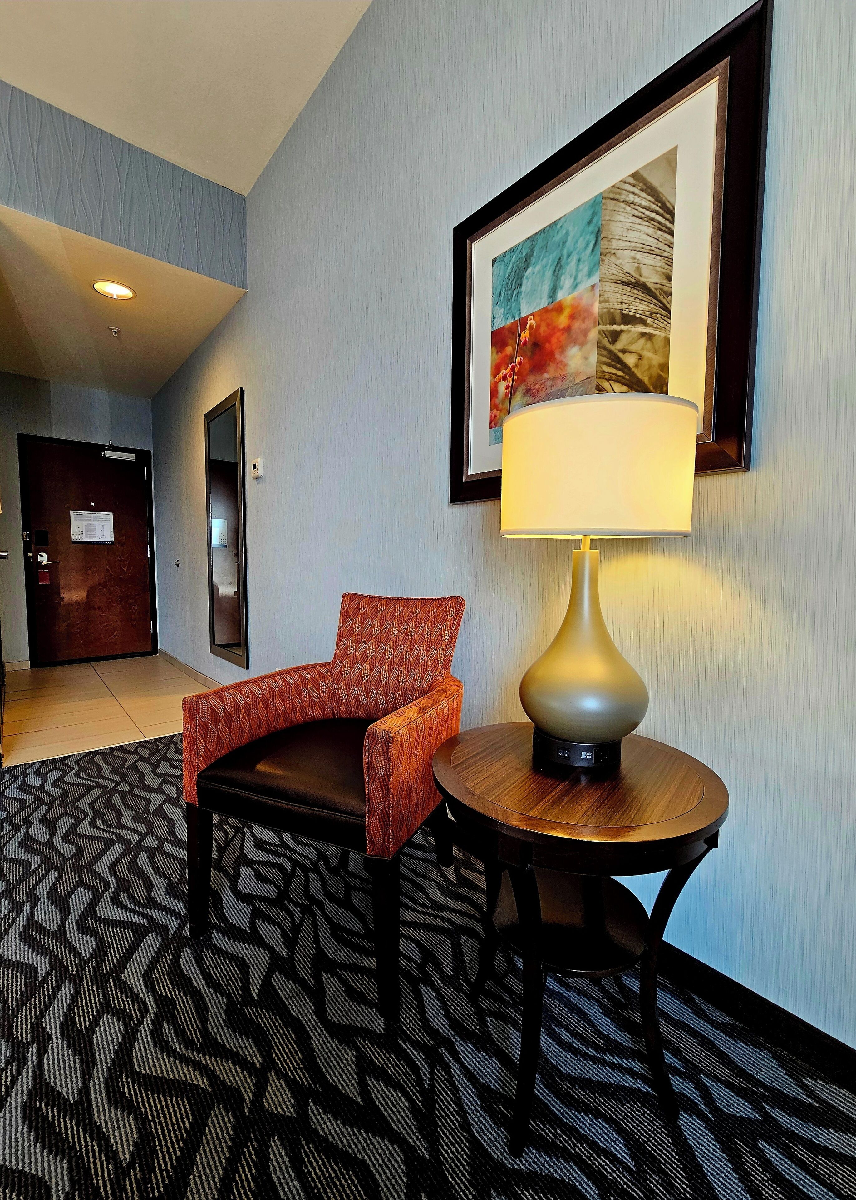 Caja de seguridad en la habitación, escritorio y wifi gratis 