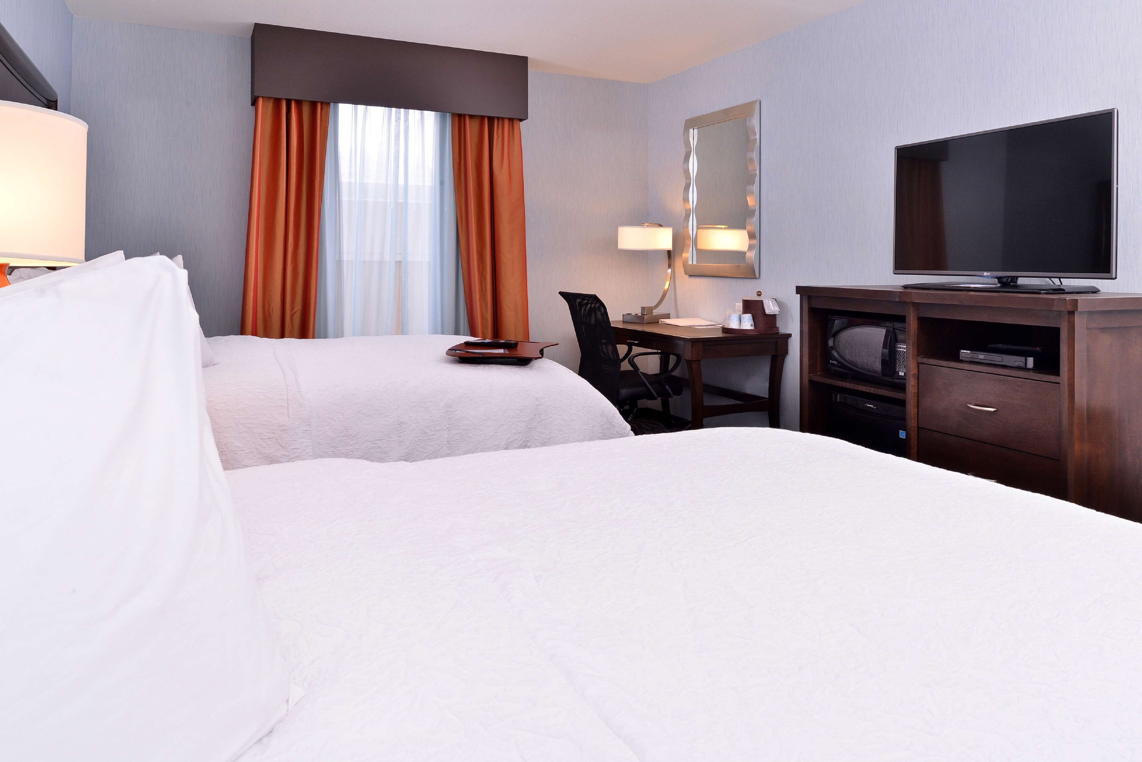 1 bedroom, in-room safe, desk, free wifi