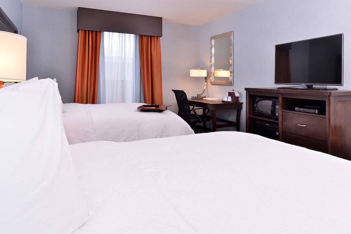 1 bedroom, in-room safe, desk, free wifi