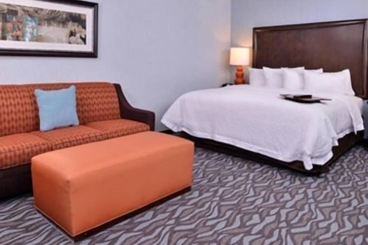 In-room safe, desk, free WiFi, bed sheets