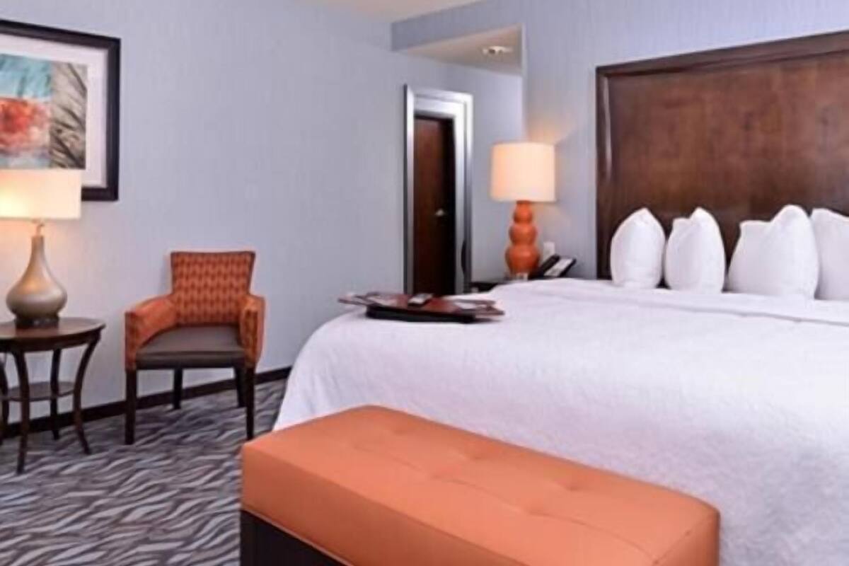 In-room safe, desk, free WiFi, bed sheets