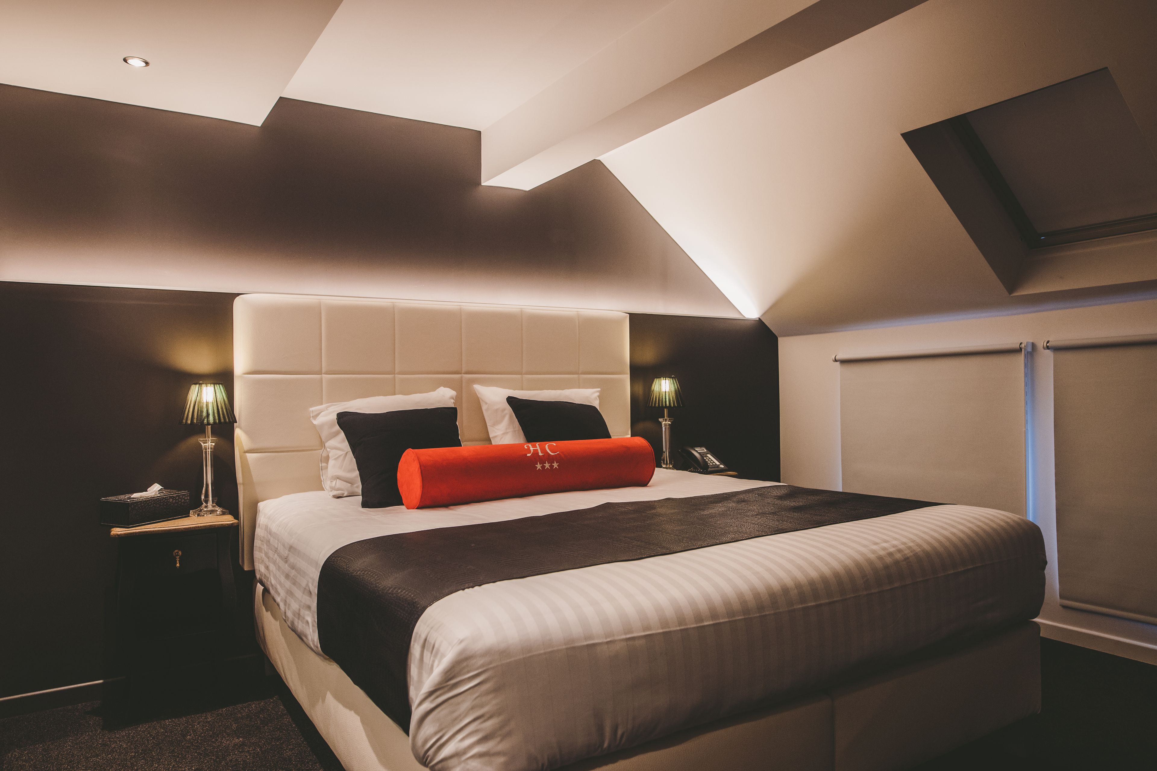 deluxe double room | premium bedding, individually furnished, desk, free wifi