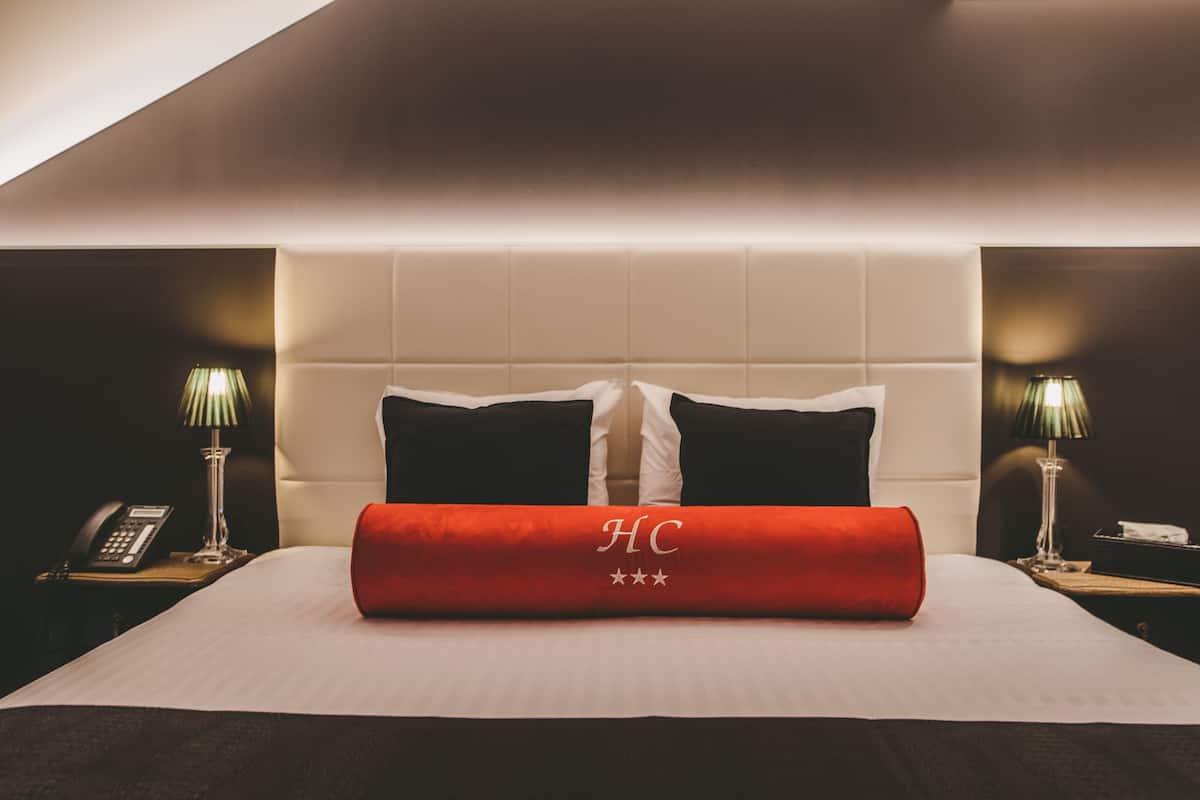 Deluxe Double Room | Premium bedding, desk, WiFi (free), individually furnished