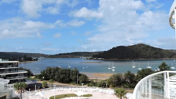 King Premium Deluxe Studio Apartment - Waterviews | Balcony view