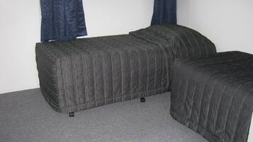 2 Bedroom Unit (Sleeps 6) | Iron/ironing board, free cribs/infant beds, free WiFi, wheelchair access