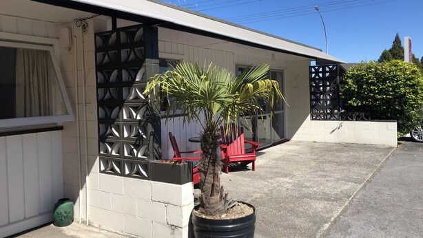Front of property - Adelphi Motel (Taupo)