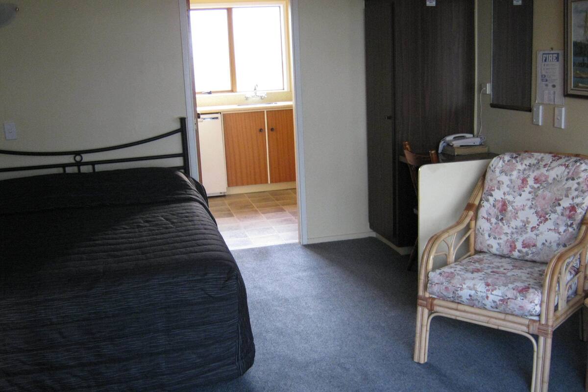 Iron/ironing board, free cribs/infant beds, free WiFi, wheelchair access