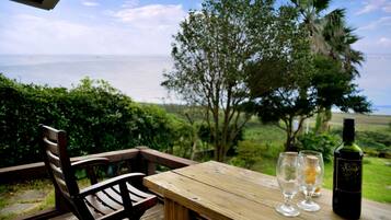 Suite, Ocean View | Outdoor dining