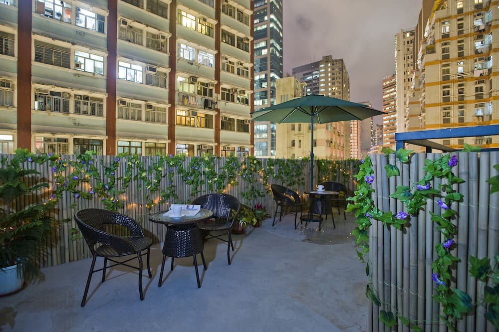 Mingle Place With The Star