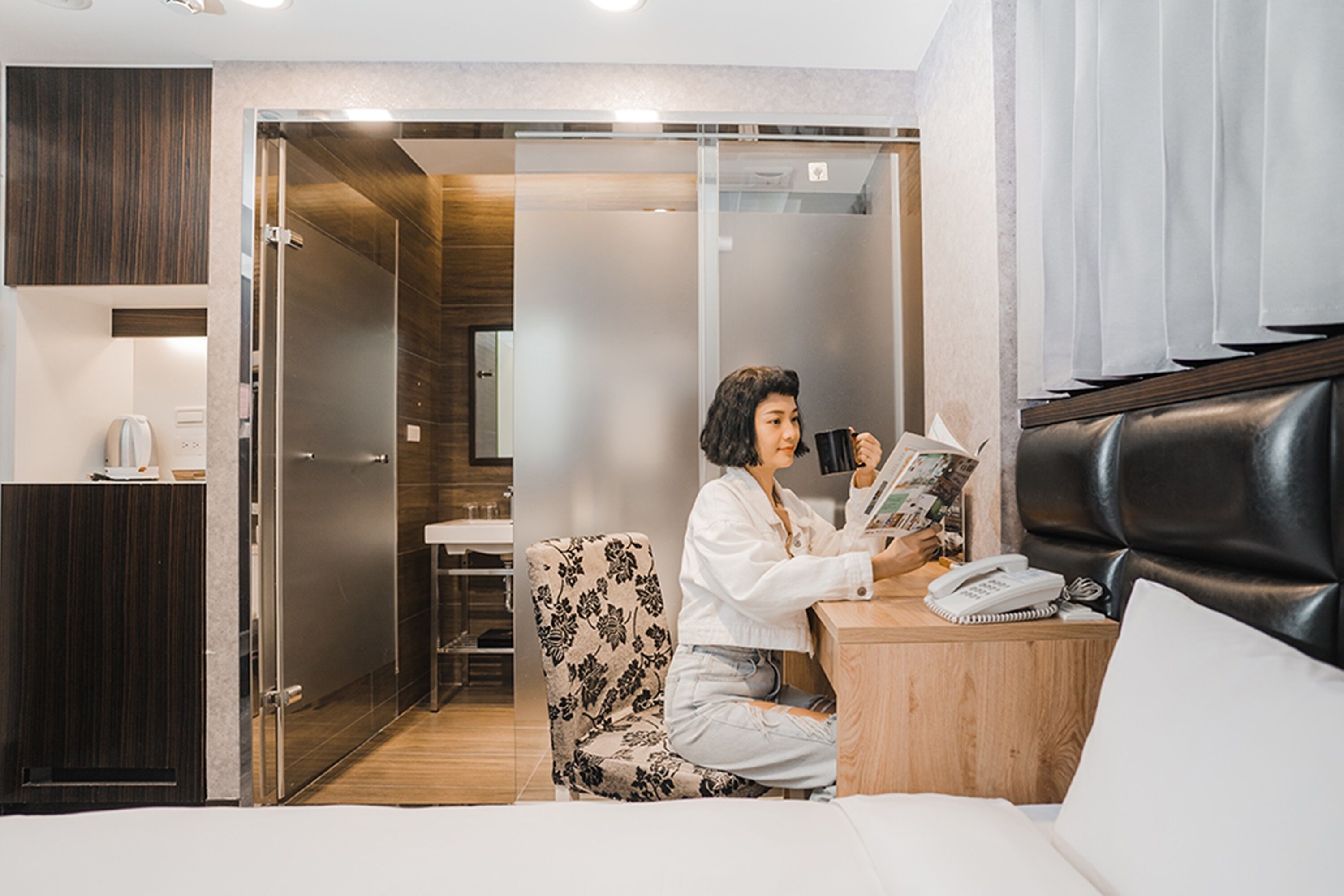 business double room | in-room safe, desk, iron/ironing board, free cots/infant beds