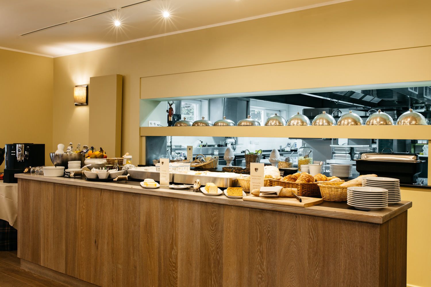 Daily buffet breakfast (EUR 15 per person)