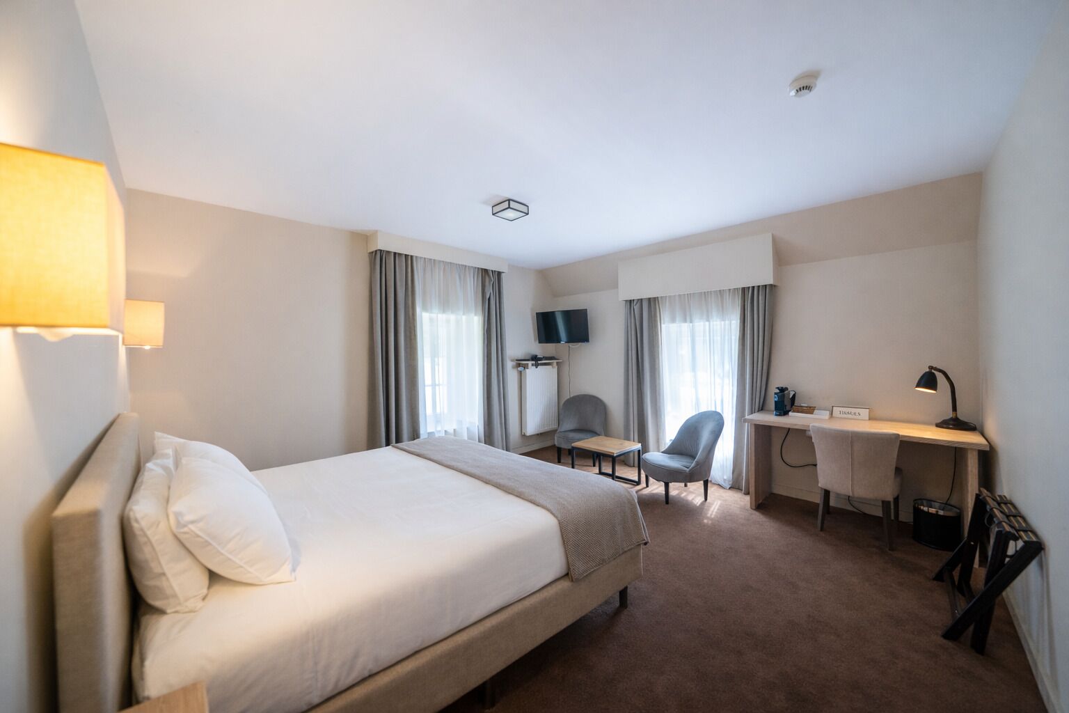 Family Suite | Premium bedding, individually furnished, desk, laptop workspace