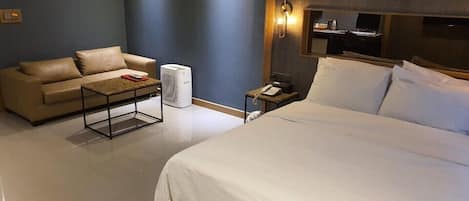 Standard Double Room | 1 bedroom, premium bedding, individually decorated