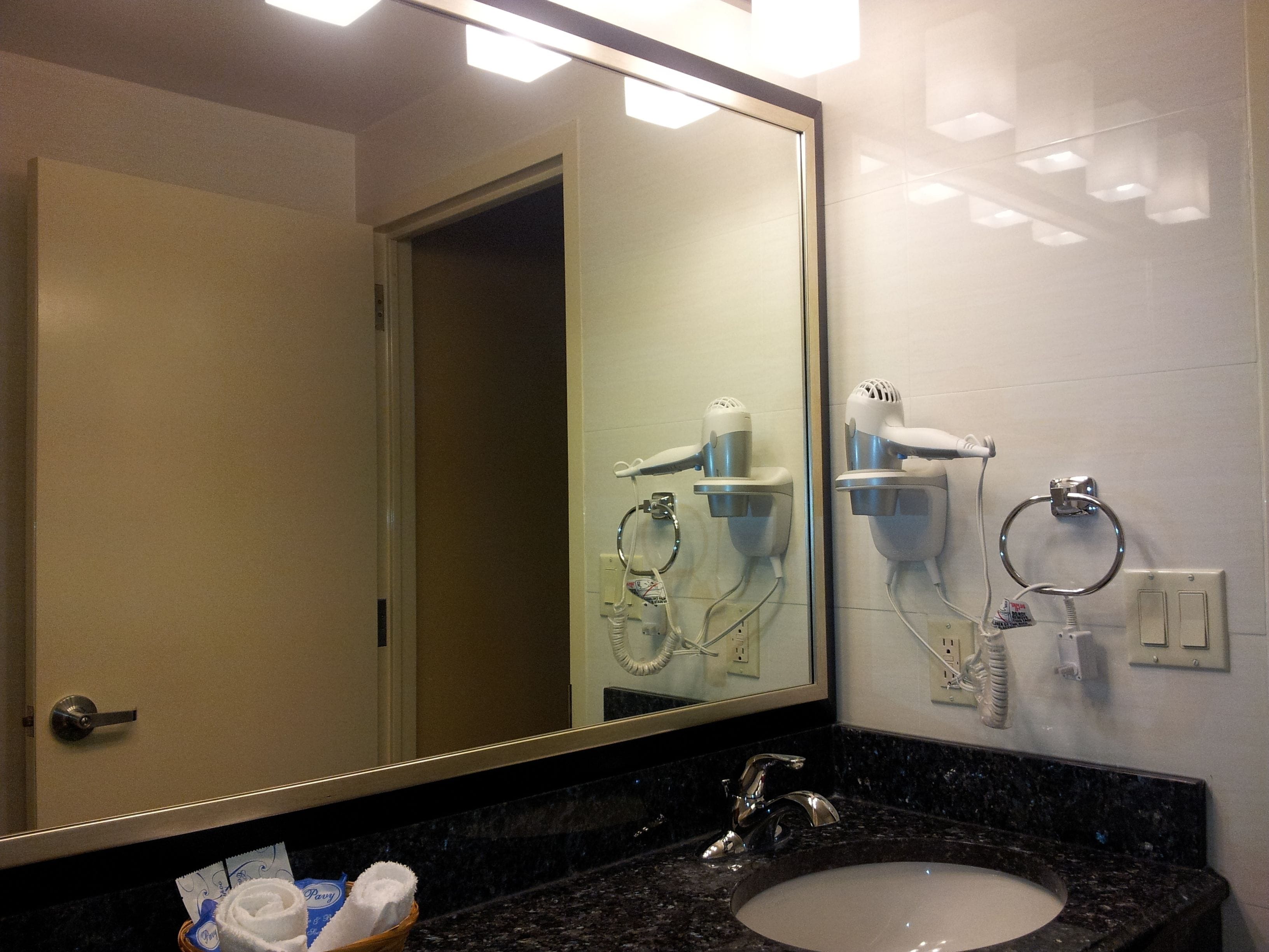 Photo - Hotel Bliss - Brooklyn