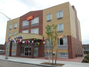 Fachada de la propiedad