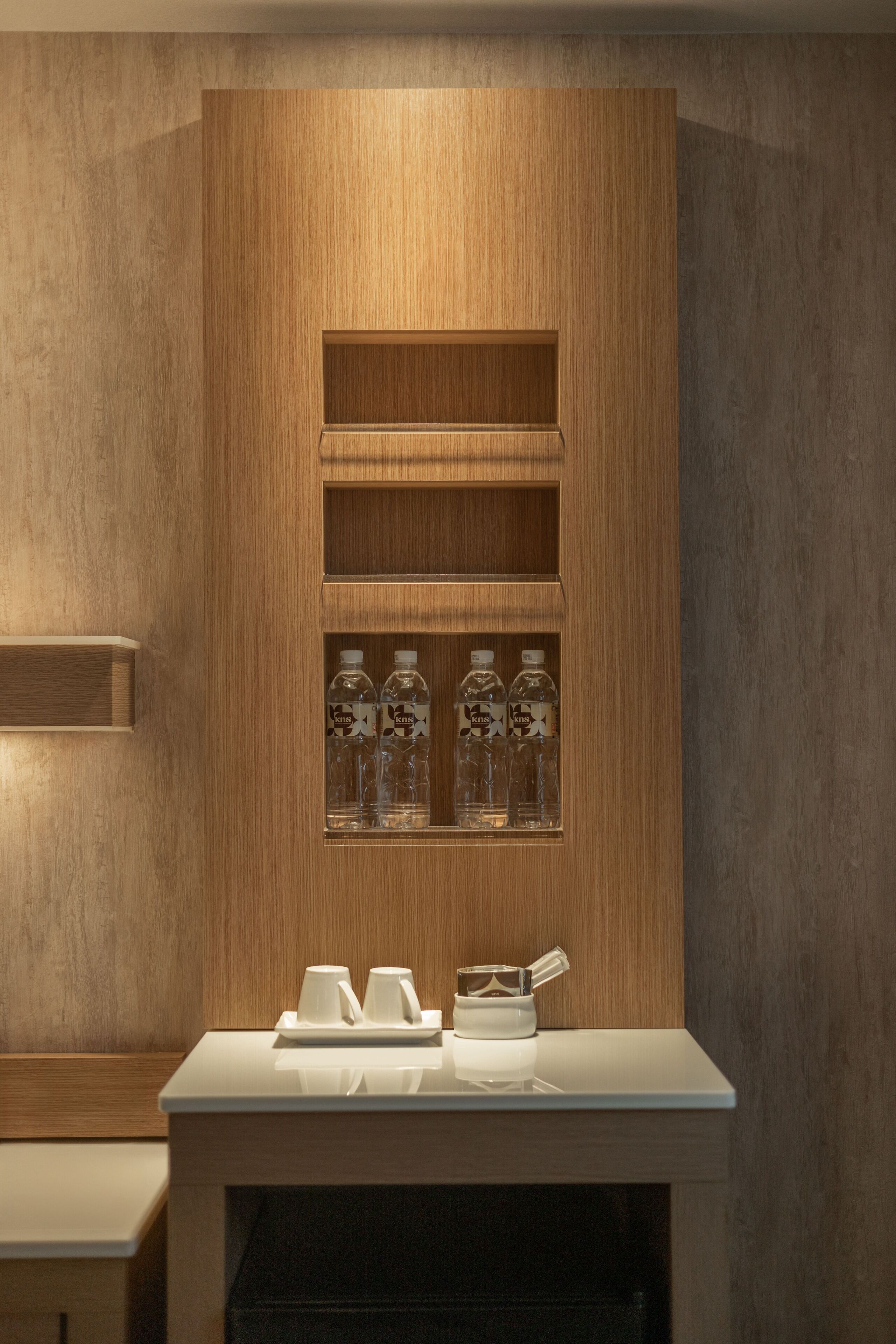 Quadruple Room | Living area | 47-inch LED TV with digital channels, TV