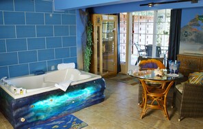 Superior Deluxe Room, 1 King Bed, Lake View (Neptune et Venus) | Bathroom