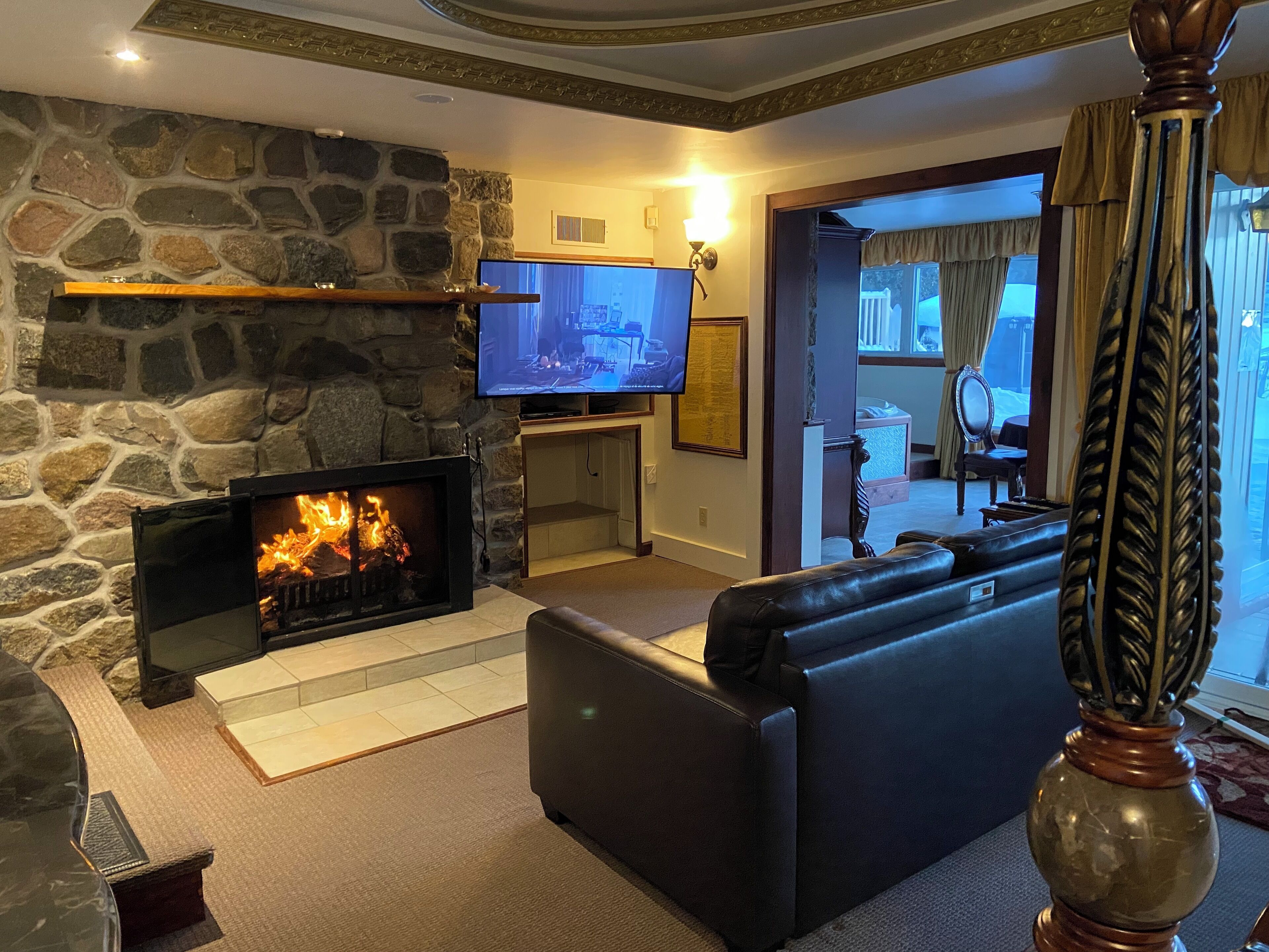 Presidential Suite, 1 Queen Bed, Lake View | Living area | 32-inch flat-screen TV with cable channels, TV, DVD player
