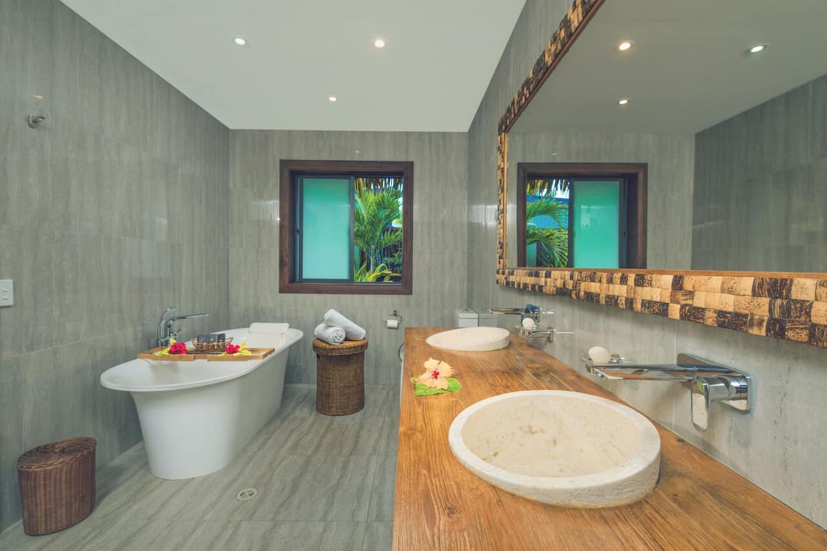 separate bathtub and shower, rainfall showerhead, hair dryer, bathrobes