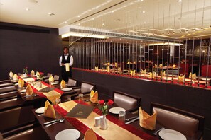 2 restaurants; breakfast, lunch, dinner, and brunch served - Hotel Vrisa (Jaipur)