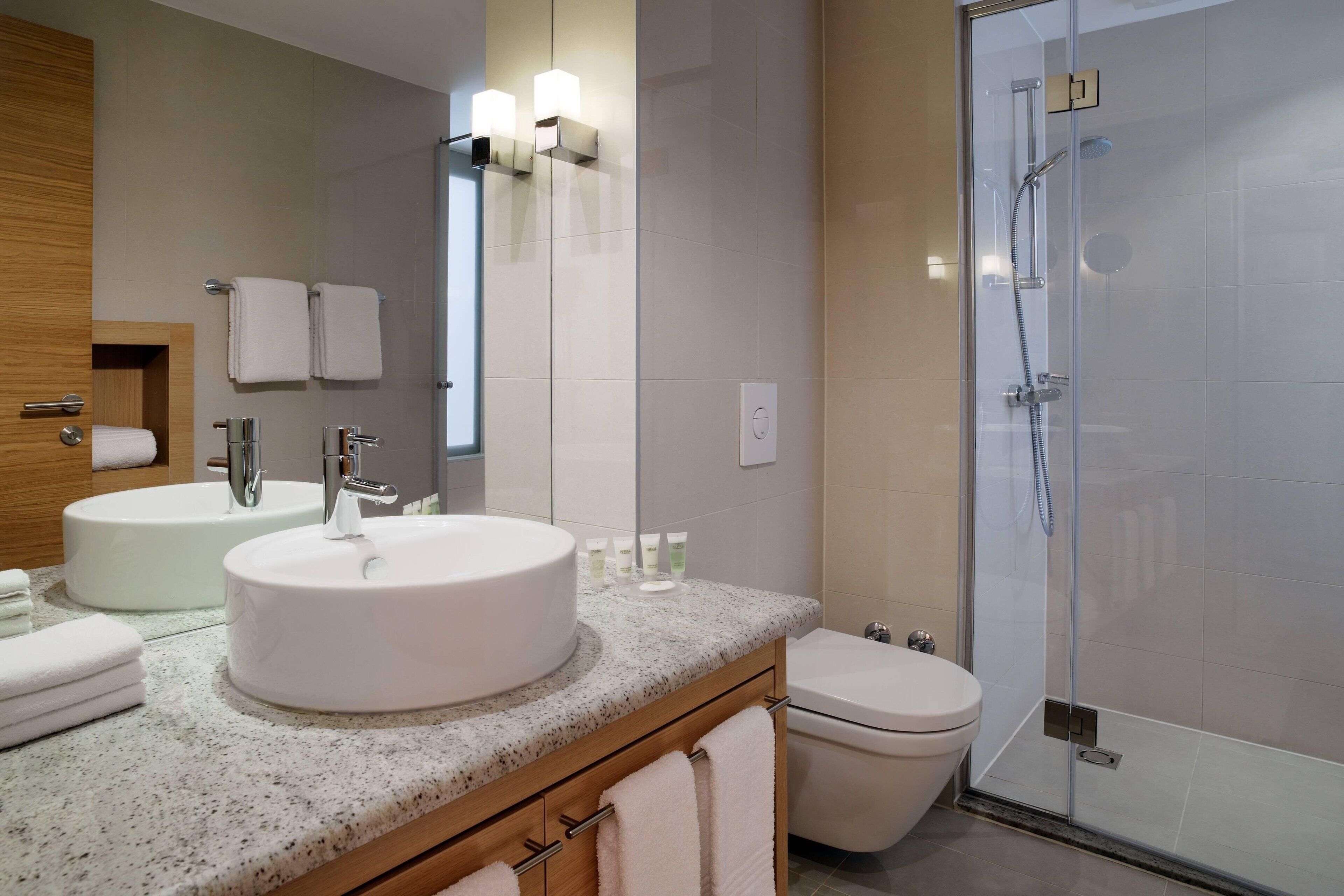 shower, rainfall showerhead, eco-friendly toiletries, hair dryer