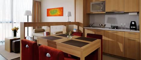 Suite, 1 Bedroom, City View
