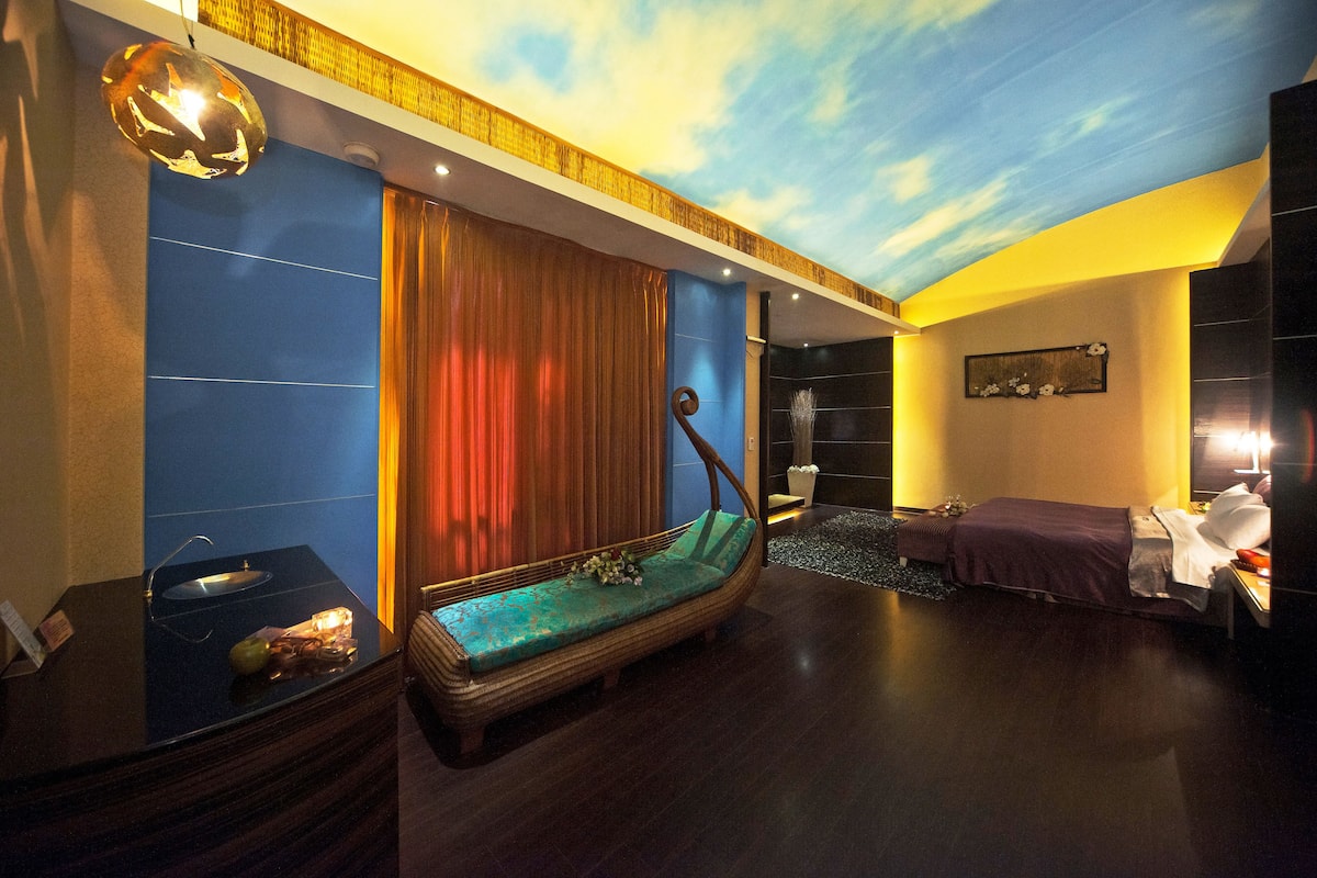 Superior Room | Premium bedding, down duvets, individually decorated