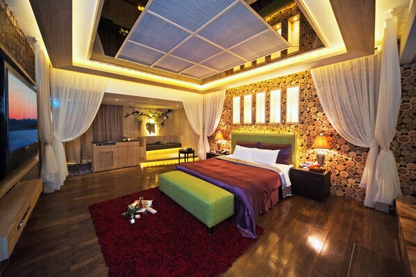 Premium bedding, down duvets, individually decorated - Xintiandi Motel (Taichung)