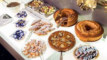 Free continental breakfast