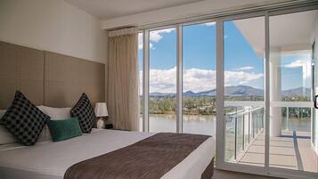 Two Bedroom Dual Key Apartment | Premium bedding, in-room safe, desk, laptop workspace