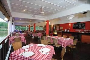 Restaurant - RHR Hotel at Uniten (Kajang)