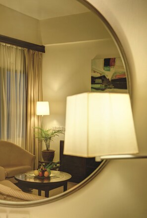 ทีวีจอแอลซีดี 32 นิ้ว พร้อมช่องดาวเทียม, ทีวี