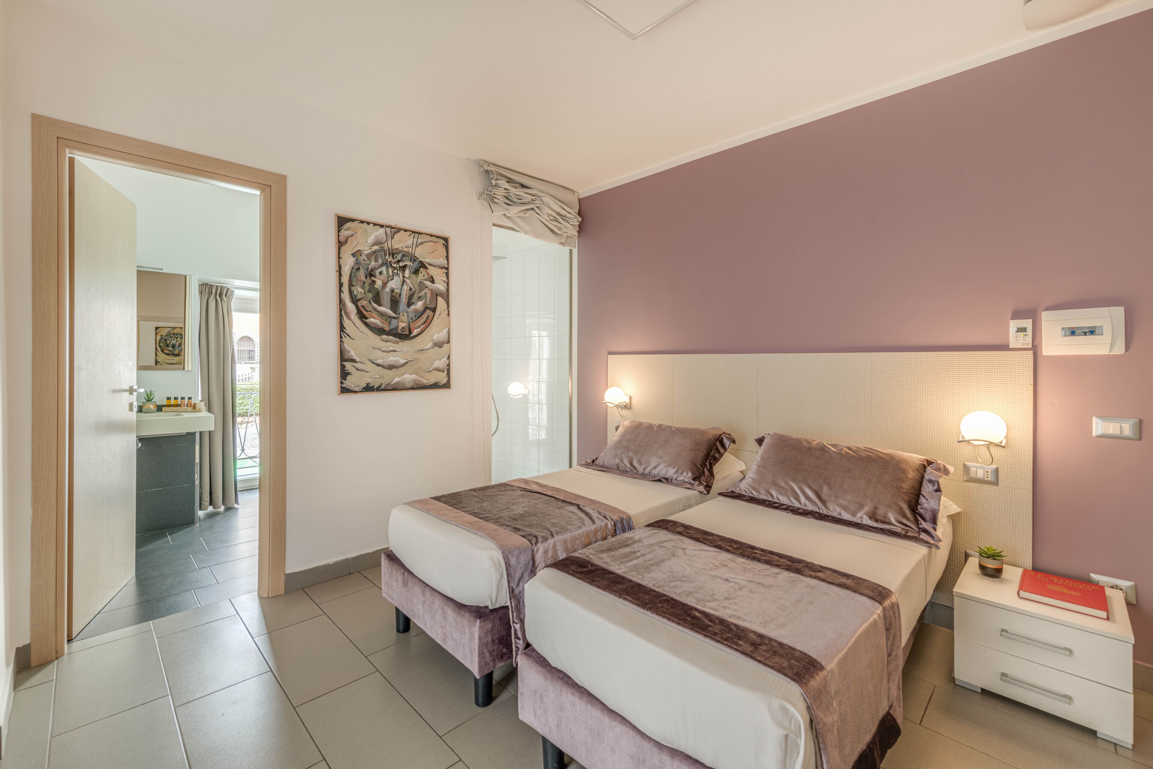 minibar, in-room safe, soundproofing, iron/ironing board