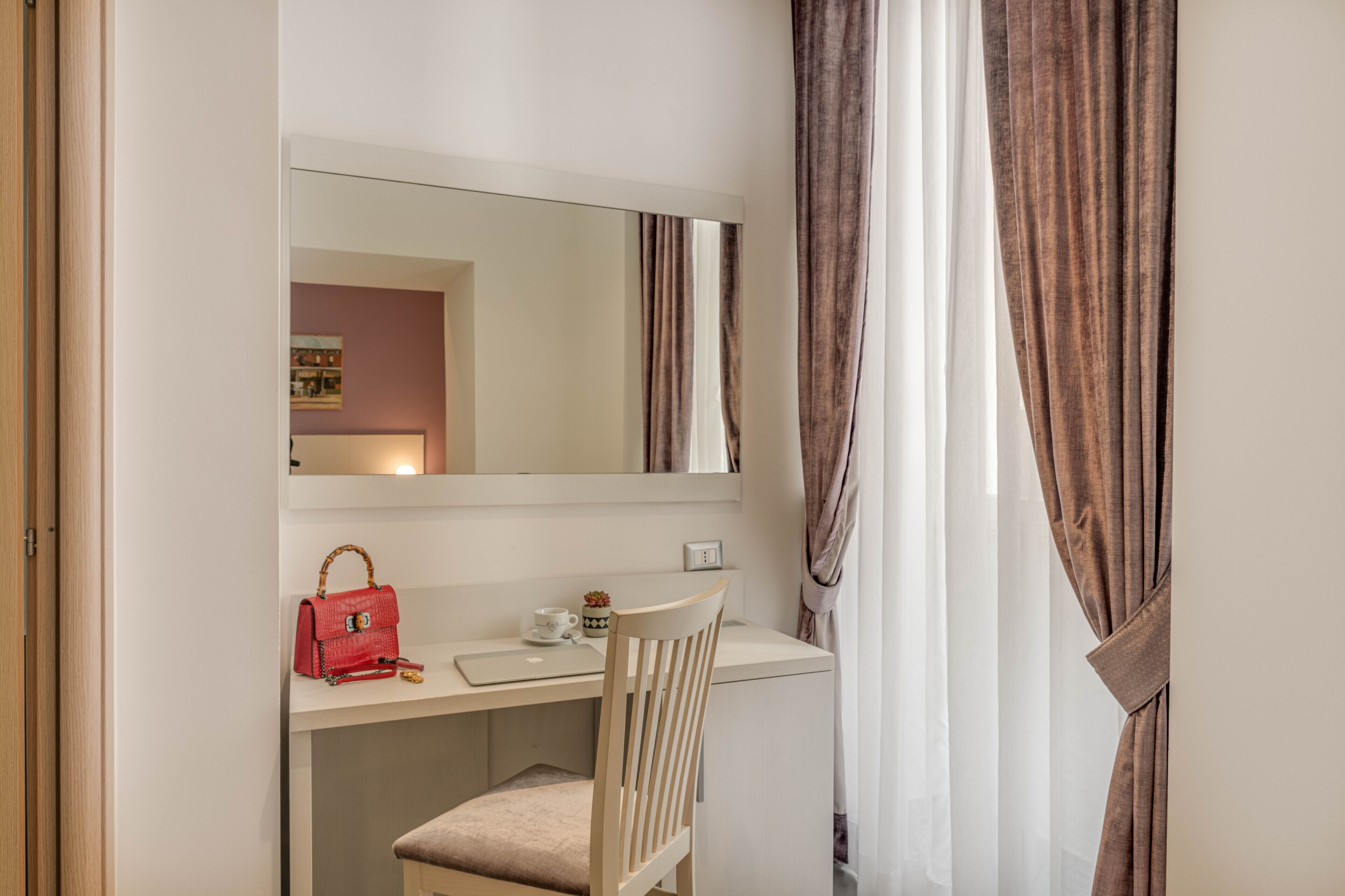 superior double room | minibar, in-room safe, soundproofing, iron/ironing board
