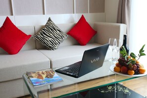 Grand Deluxe | Minibar, Zimmersafe, Schreibtisch, kostenloses WLAN
