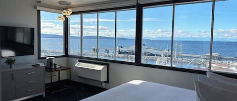 Luxe beddengoed, geluiddichte muren, een strijkplank/strijkijzer