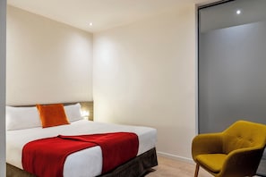 Deluxe Double Room | In-room safe, desk, laptop workspace, iron/ironing board