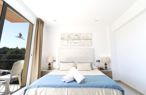 Premium kamer, 1 twee- of 2 eenpersoonsbedden, 1 slaapkamer | 1 slaapkamer, een minibar, individueel gedecoreerd