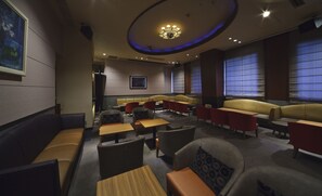 2 bars/lounges - Hotel Ofutei (Fukuyama)