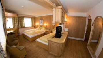 Minibar, coffres-forts dans les chambres, Wi-Fi gratuit, draps fournis