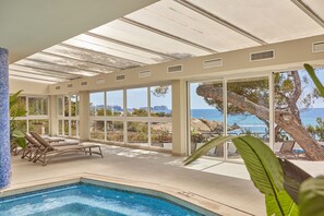 Indoor pool, outdoor pool