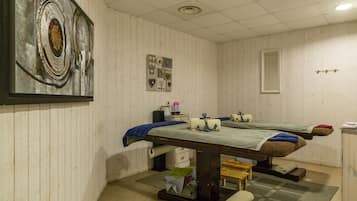 Sauna, hammam, soins corporels, enveloppements corporels