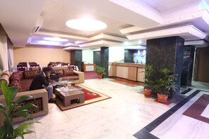 Lobby - Hotel Woodland Kathmandu (Kathmandu)