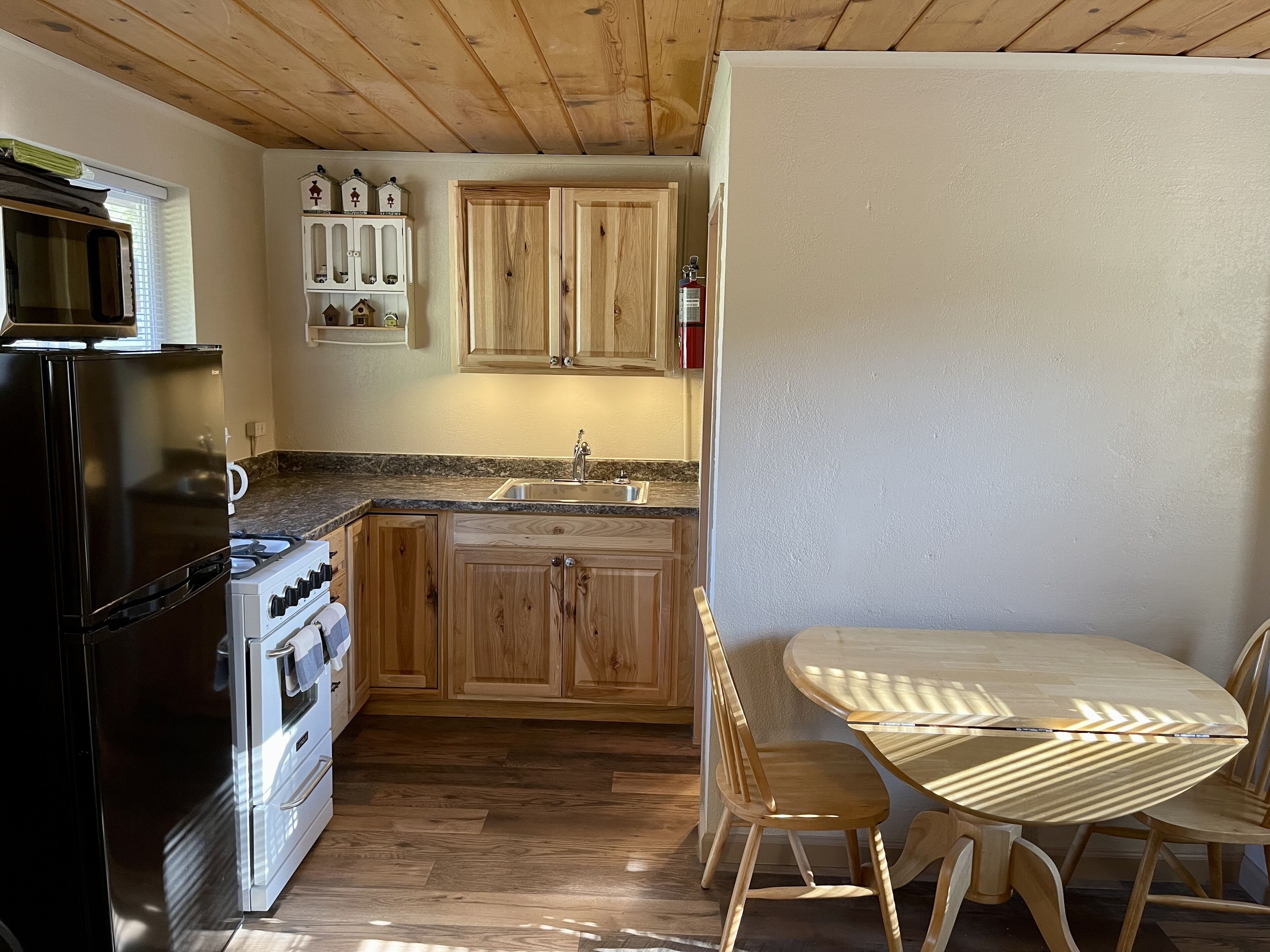 the bird | 1 bedroom, individually decorated, individually furnished, free wifi