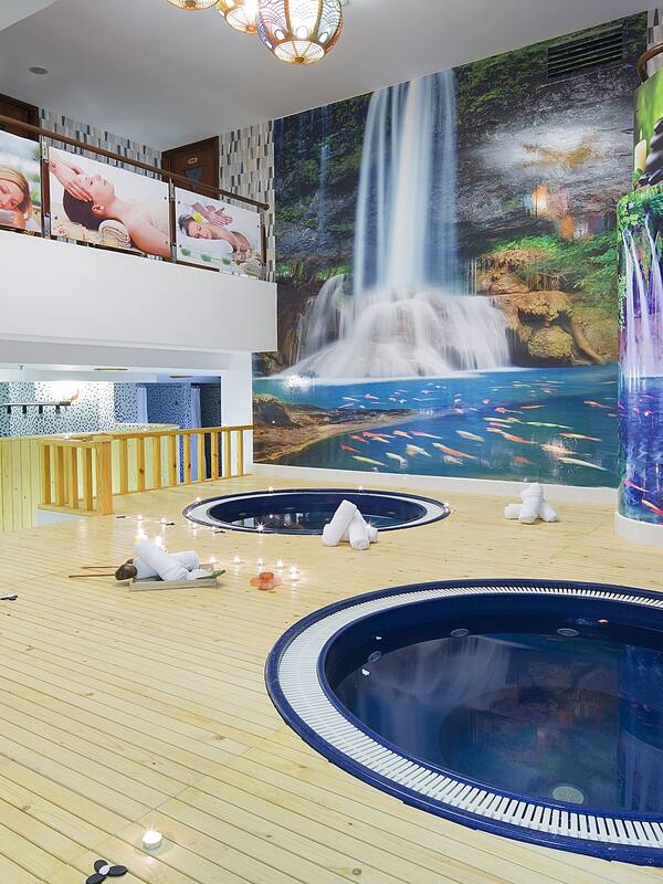 Sauna, steam room, body treatments, body wraps, body scrubs, facials