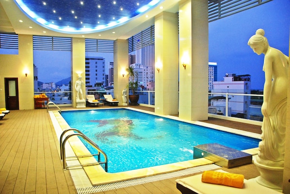 Indoor pool, outdoor pool