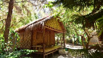 Garden View Bungalow | Tallelokero huoneessa, ilmainen Wi-Fi, vuodevaatteet