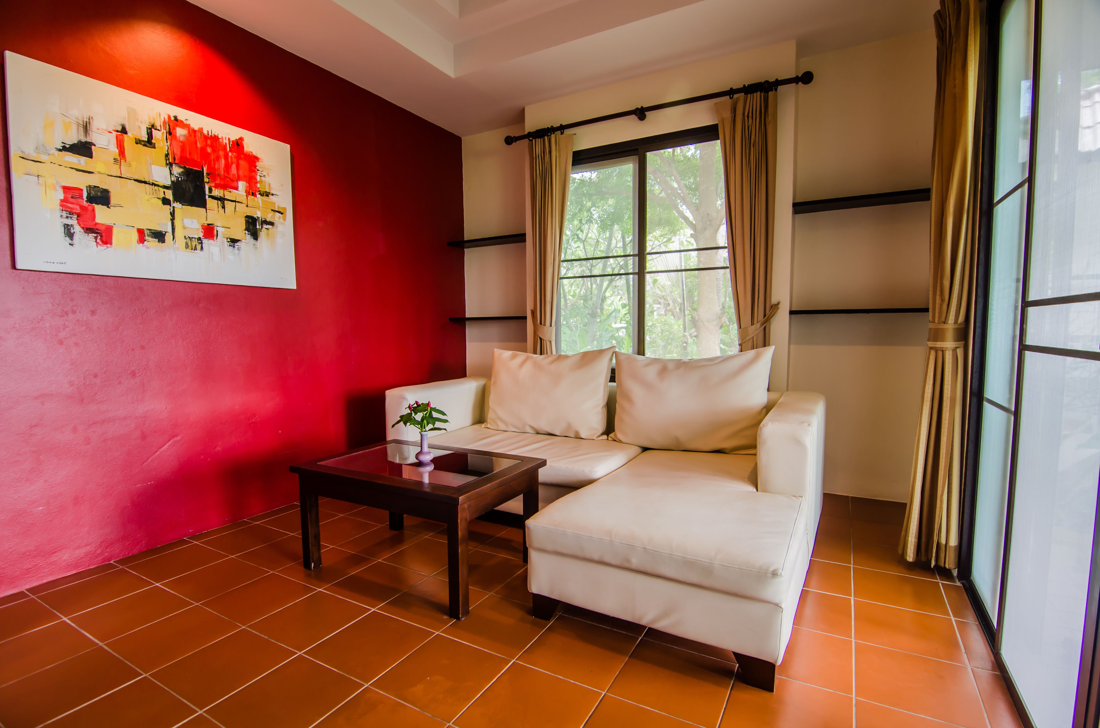 deluxe room | living area | 32-inch smart tv with digital channels