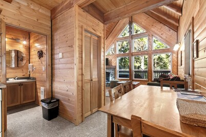 Wild Pacific Waterfront Cabins