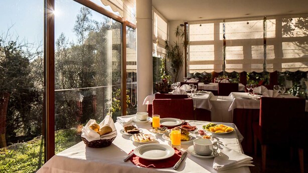 Breakfast meal - Hotel Rural Maria da Fonte (Povoa de Lanhoso)